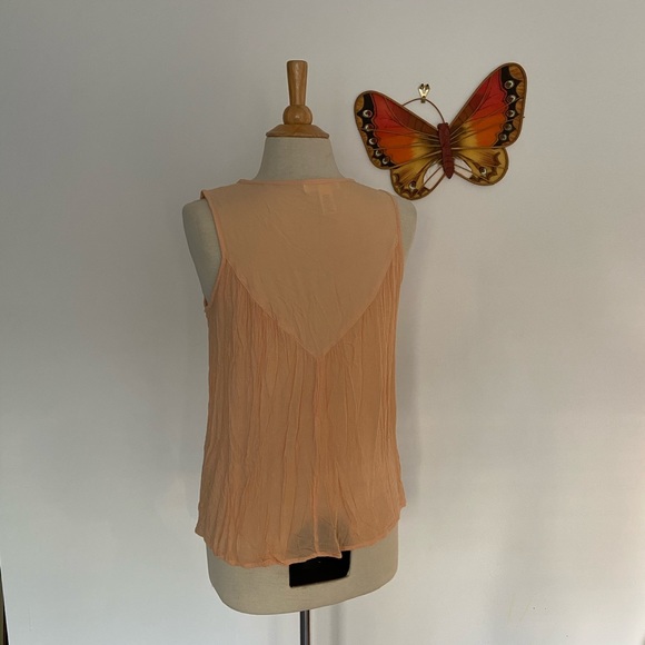 Crinkled Peach Tank - Picture 3 of 4